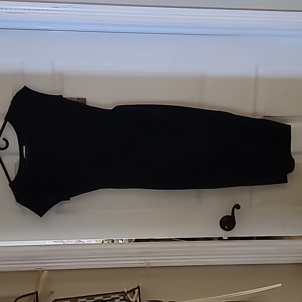 Black Short sleeve